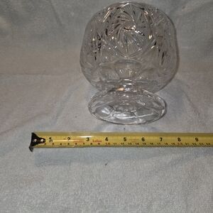 Elegant Crystal Glass Open Dish